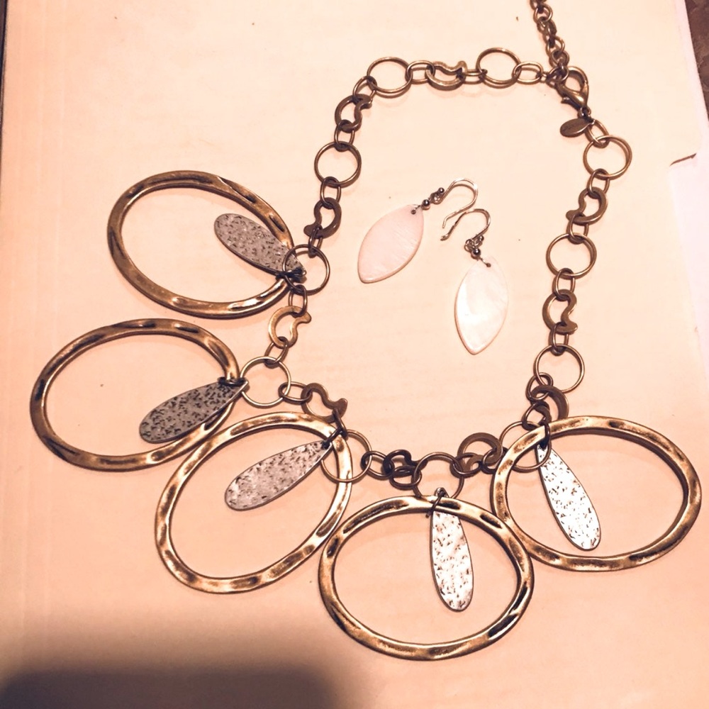 Chico’s Necklace And Earring Excellent Condition
